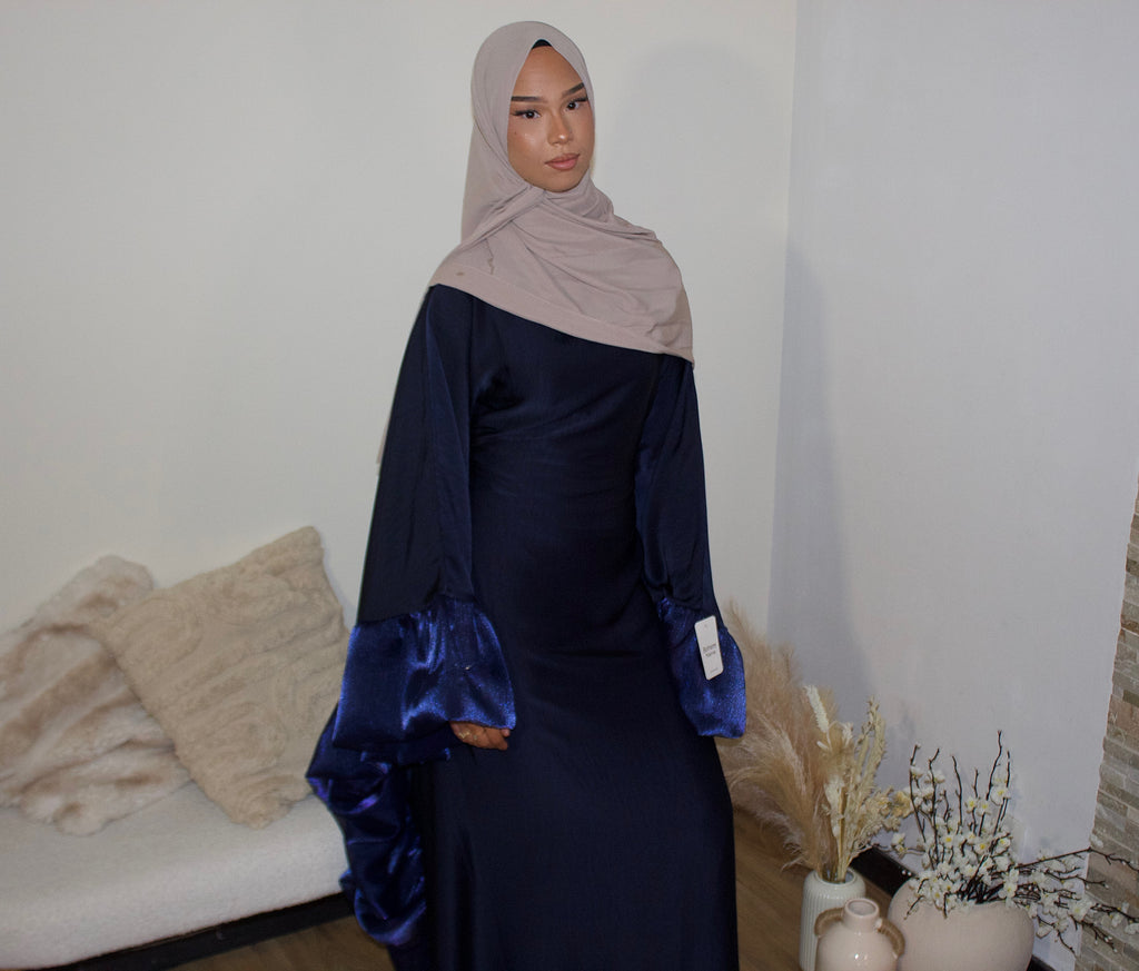 Abaya bouffante ceintré à la taille bleue