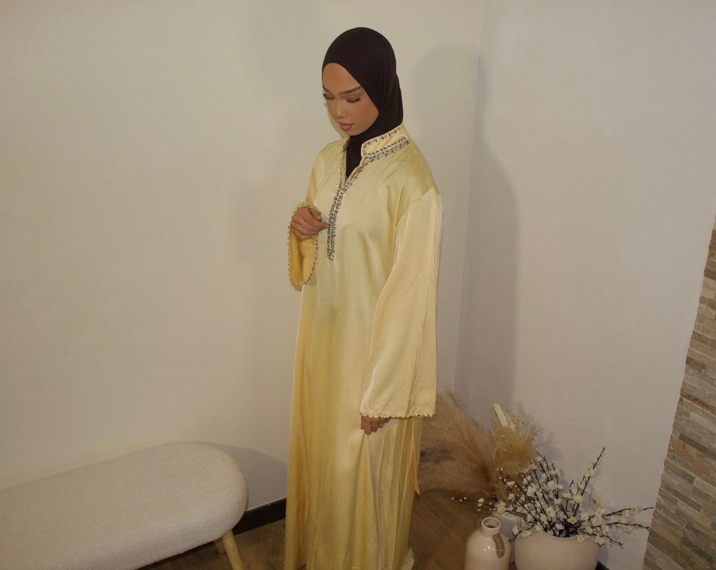 Abaya avec Col à Bijoux Ceinturé à la taille Jaune