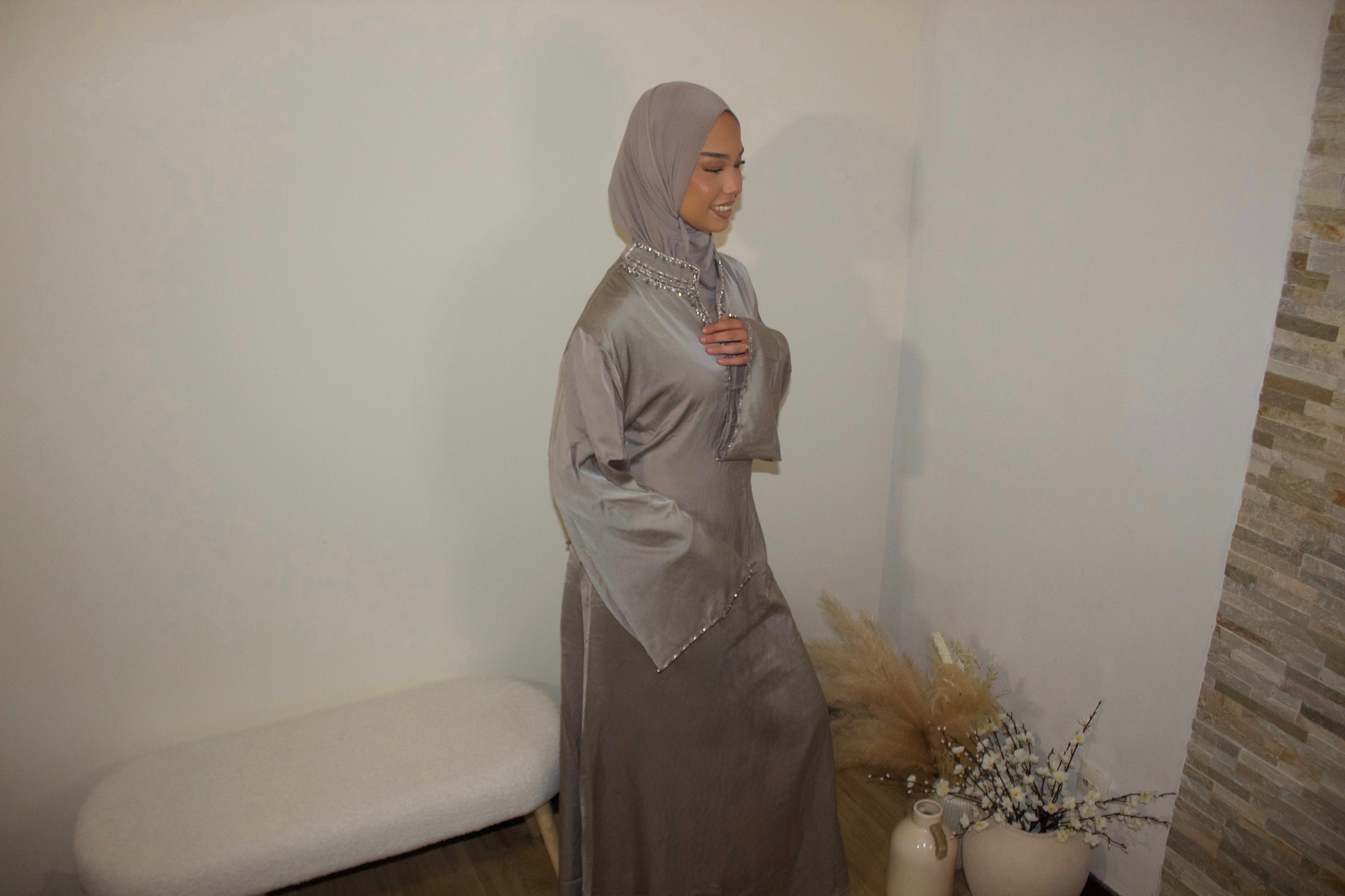 Abaya avec Col à Bijoux Ceinturé à la taille Taupe